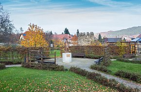 Prachatickým centrem a parky