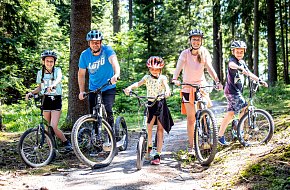 Sjezdové koloběžky Lipno