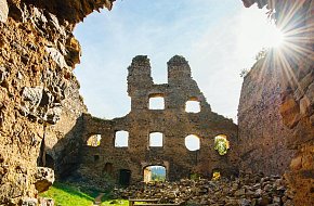 Velikonoční neděle na hradu Dívčí kámen