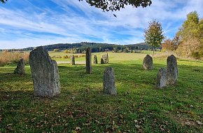Volarské menhiry – posvátná geometrie v srdci Šumavy