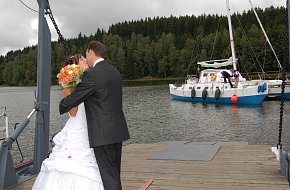 Svatba na hladině Lipna