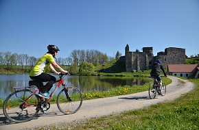 Cyklistickým rájem Čertovou hrbatinou