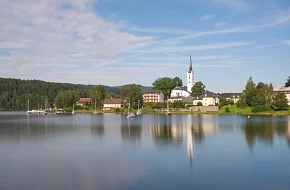 Z Horní Plané okolo celého Lipna