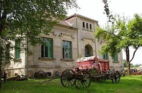 Cesta po hrázích rybníků na Borovansku