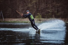 Wakeboarding Karvánky