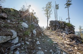 Z Lipna nad Vltavou na Medvědí horu a zpět