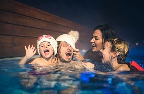 Aquapark ve Wellness hotelu Frymburk