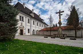 Kostel sv. Petra a Pavla v Nových Hradech