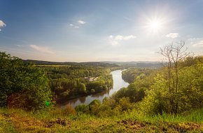 Přes les Semenec k soutoku Lužnice s Vltavou