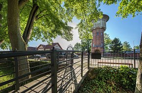 Vodárenská věž a galerie buddhistického umění