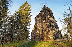 Zřícenina hradu Louzek