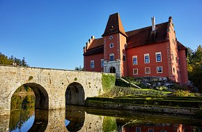 Zámek Červená Lhota