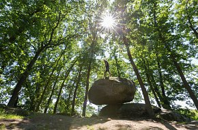 Okolím Kadovského viklanu