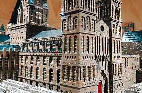 Největší stavba z kostek LEGO na světě