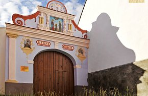 Kolem tvrzí a Muzea venkovského života v Předslavicích