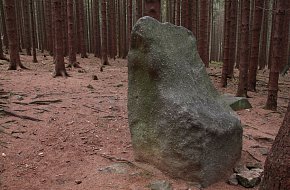 Měsíční kámen – mystický strážce Javornických lesů