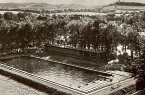 Koupačka na nejstarší plovárně