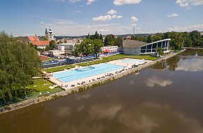 Plavecký stadion a letní plovárna České Budějovice