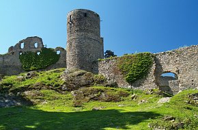 Na zříceninu hradu Helfenburk