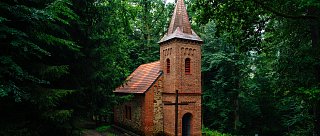 Kaple a studánka Panny Marie Bolestné – tiché poutní místo