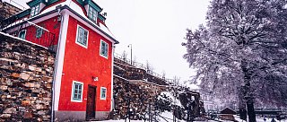 Krumlovem, meandrem řeky Vltavy