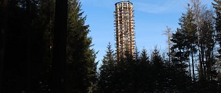 Kam za dalekými výhledy?