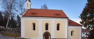 Kostel Sv. Bartoloměje (starý hřbitov)