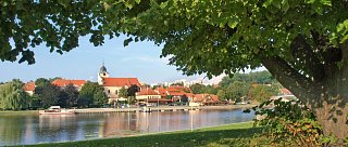 Potahová stezka podél Vltavy v Týně nad Vltavou