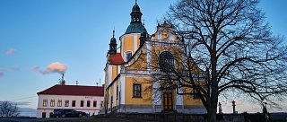 Kostel Nanebevzetí Panny Marie v Chlumu u Třeboně