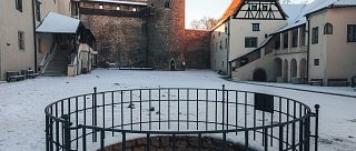 Hradní věž Rumpál