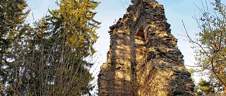 Zřícenina hradu Louzek