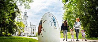 Stezka za obřími kraslicemi na Hluboké