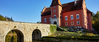 Zámek Červená Lhota