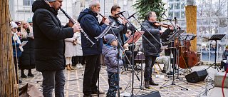Zpívání koled na zámku Hluboká