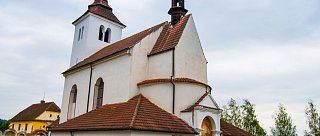 Kostel sv. Petra a Pavla v Albrechticích