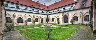 Klášter Zlatá Koruna