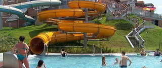 Plavecký bazén a venkovní aquapark Jindřichův Hradec