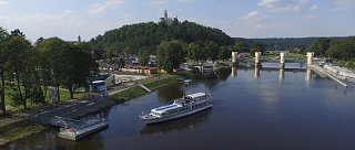 Svatba na lodi na Vltavě