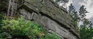 Lezecká skalní oblast Sokolčí