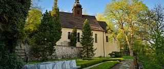 Kostel sv. Filipa a Jakuba v Táboře a park Pod Kotnovem