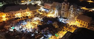 Rozsvícení vánočního stromu a trhy v Týně nad Vltavou