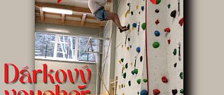 Horolezecká lezecká stěna v hotelu SRNÍ