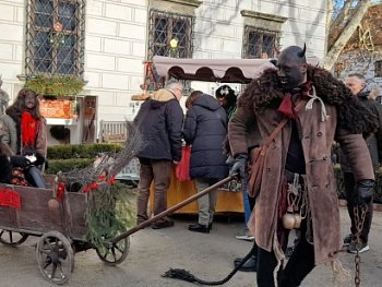 Adventní zámecké trhy